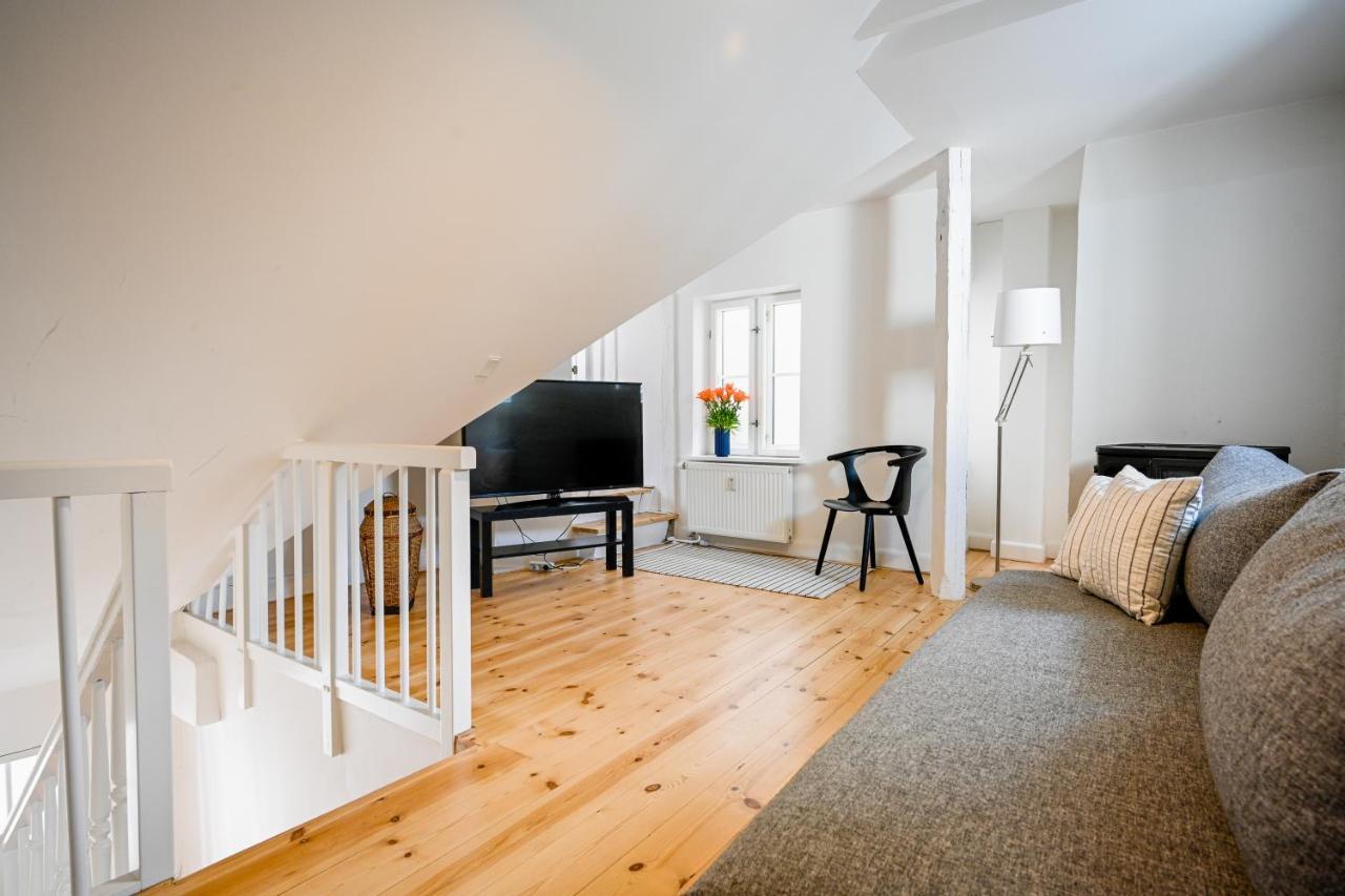 Sanders Central - Dreamy Three-Bedroom Apartment In The Middle Of It All Kopenhagen Bagian luar foto